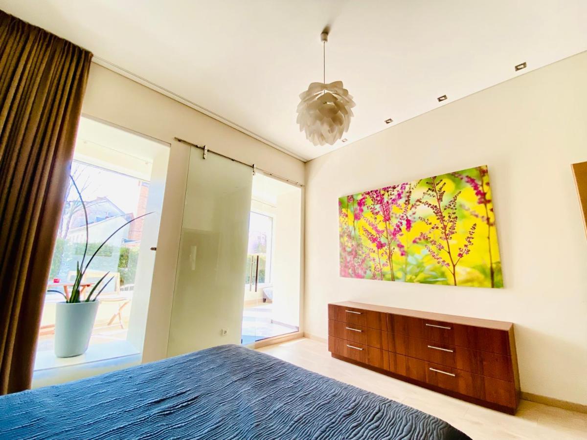 Great Flat With Terrace In Oldtown-Prime Rentals カウナス エクステリア 写真