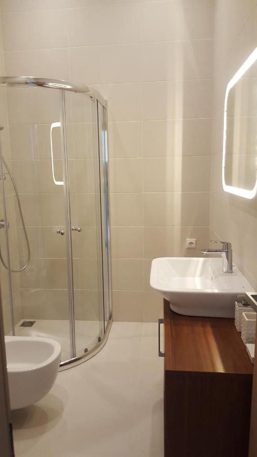 Great Flat With Terrace In Oldtown-Prime Rentals カウナス エクステリア 写真