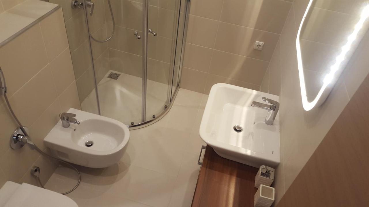 Great Flat With Terrace In Oldtown-Prime Rentals カウナス エクステリア 写真